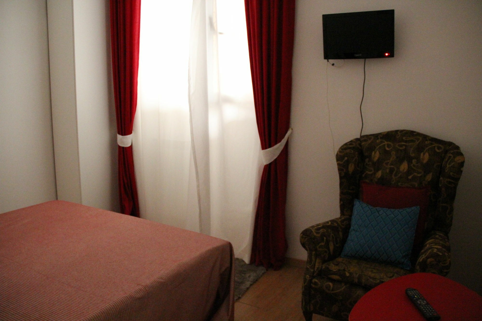 Rooms In Rome Exterior photo